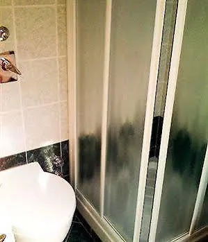 **  Miu Hotel ميلان إيطاليا