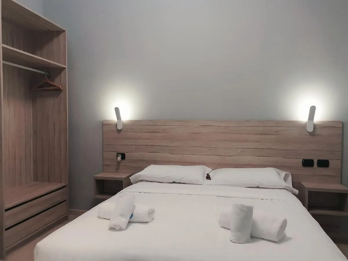 Hotel Nuovo Murillo Milan 2*,